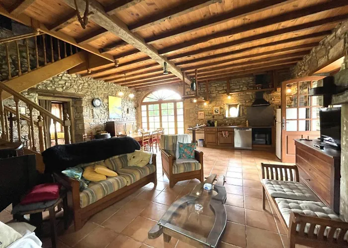 Сasa de vacaciones Labes Asson